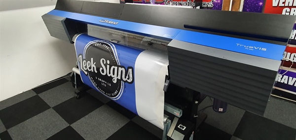 Walking in a Winter Wonderland: Leek Signs Receives Festive Upgrade From QPS
